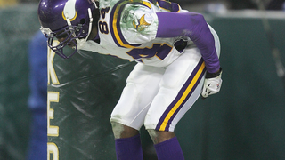 Randy Moss Is Back In Green Bay Today